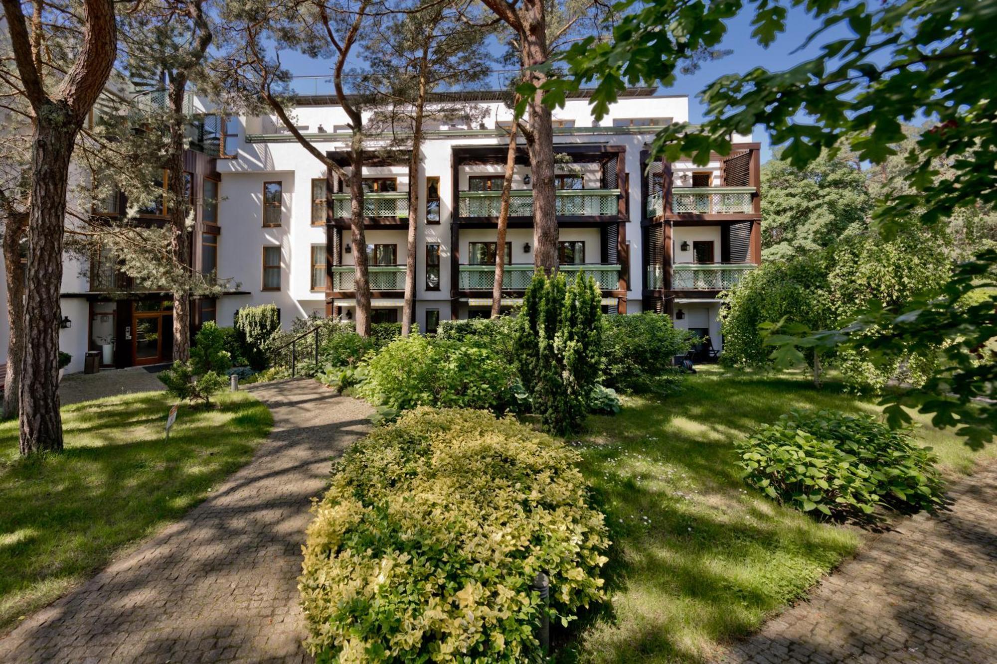 Blueapart Apartamenty Юрата Екстериор снимка